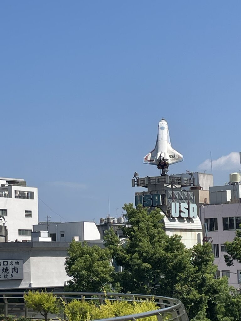 マケイン　豊橋駅